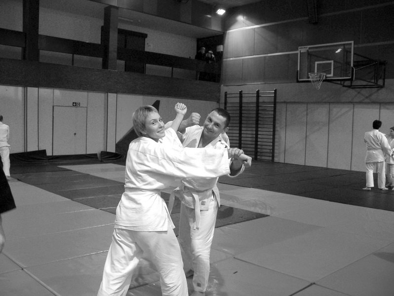 seminariumzsenseimatsuomasazumi8danmosirzabrze1920042008r23.jpg